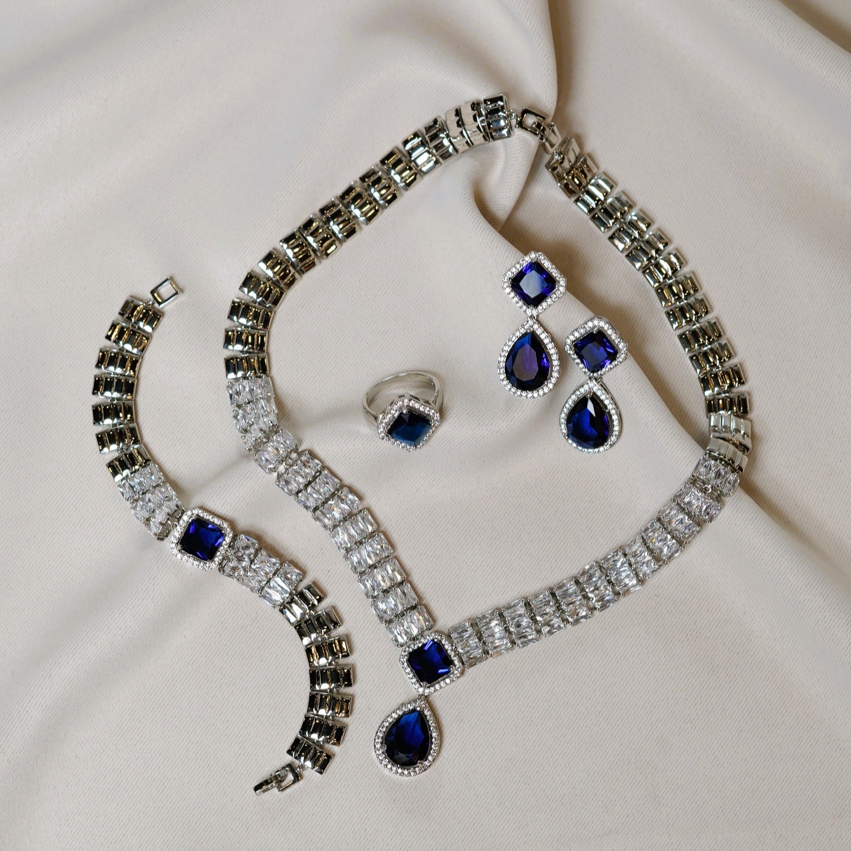Royal Sapphire Elegance Jewelry Set