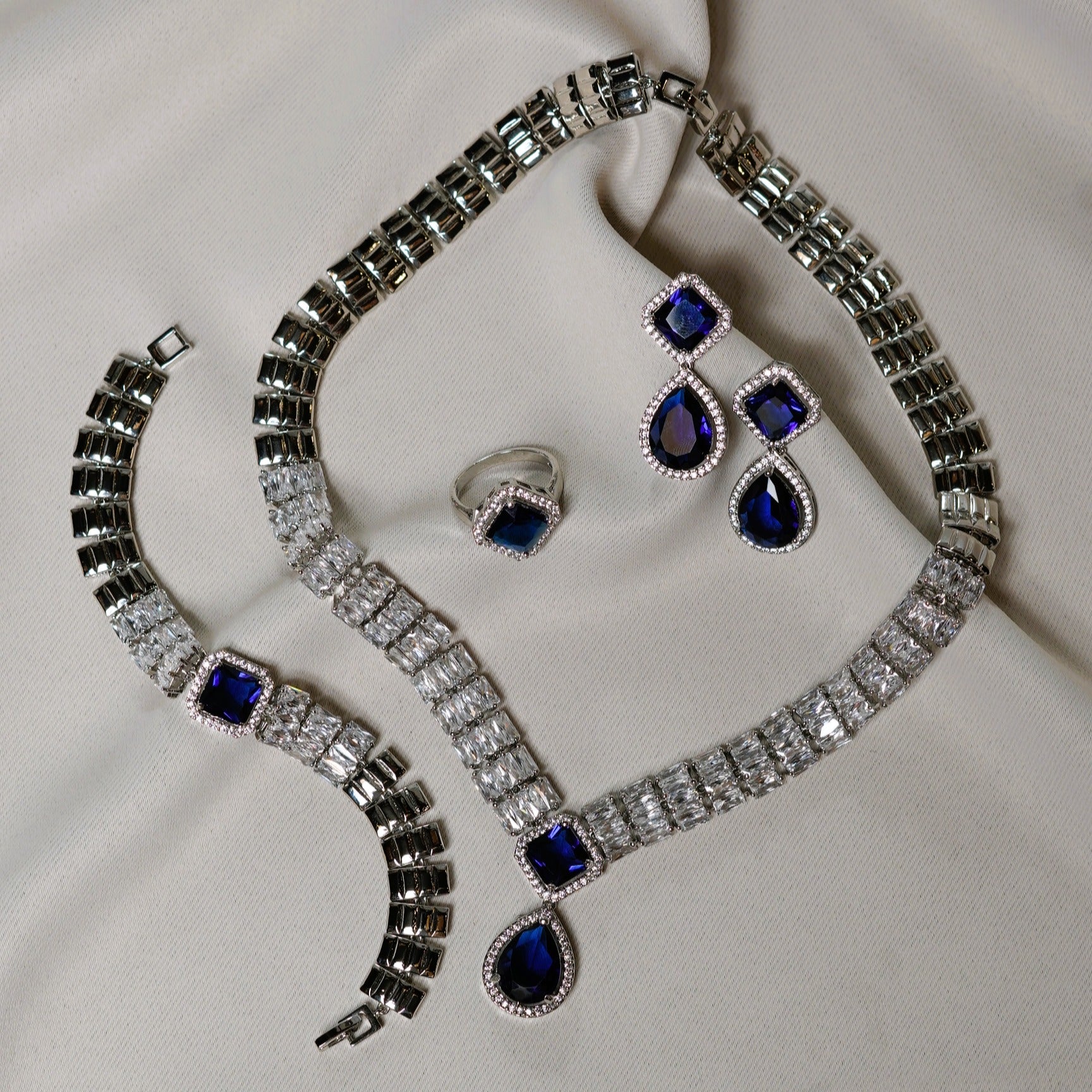 Royal Sapphire Elegance Jewelry Set