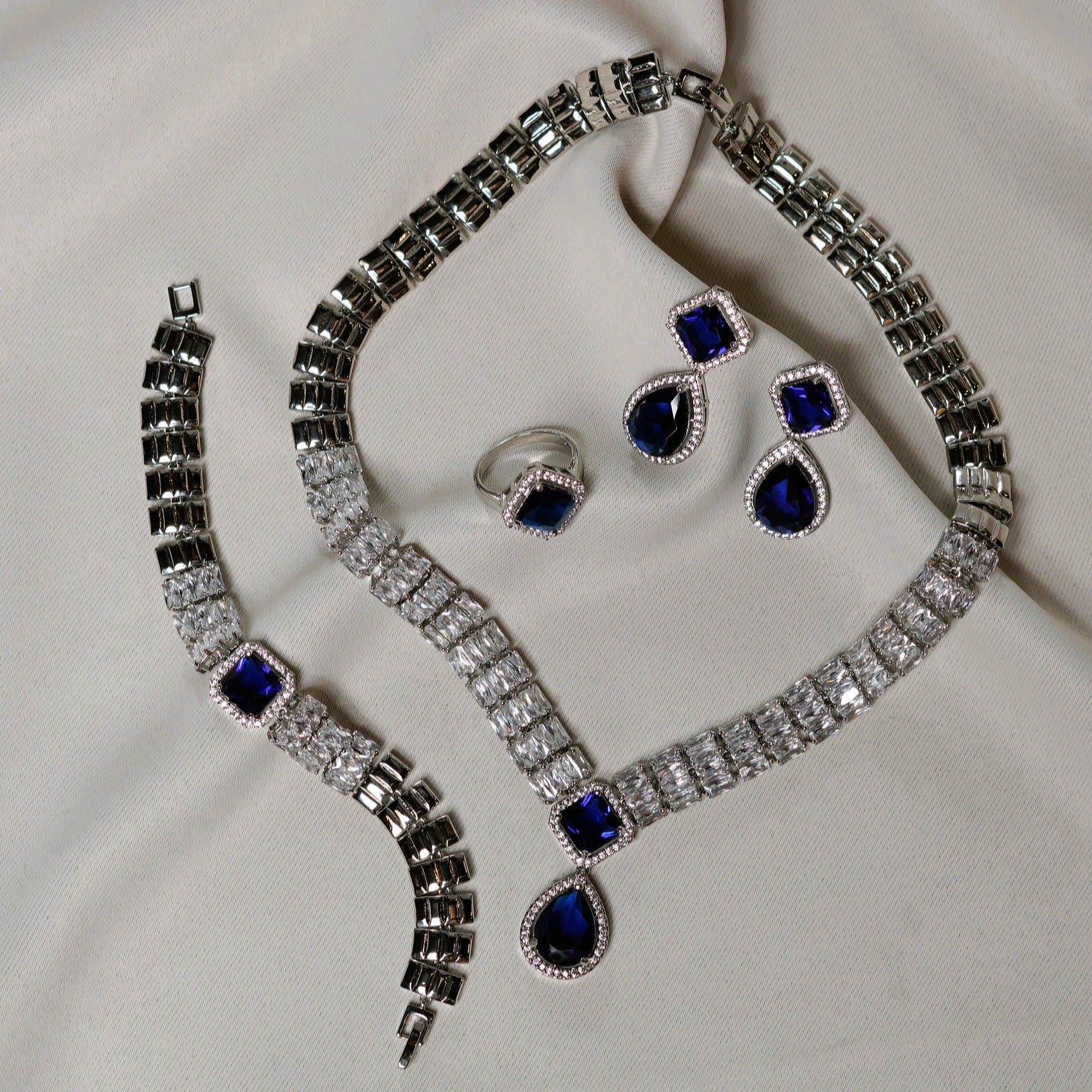 Royal Sapphire Elegance Jewelry Set